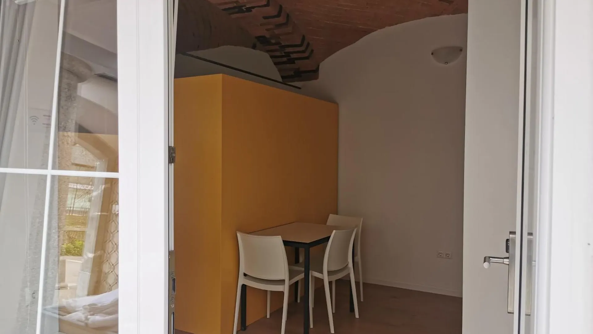 H2O Hostel